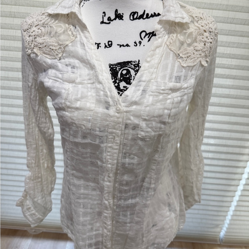 Cotton and Lace Blouse